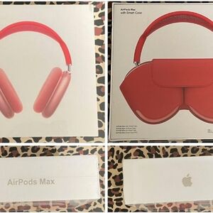 Apple AirPods Max in Red